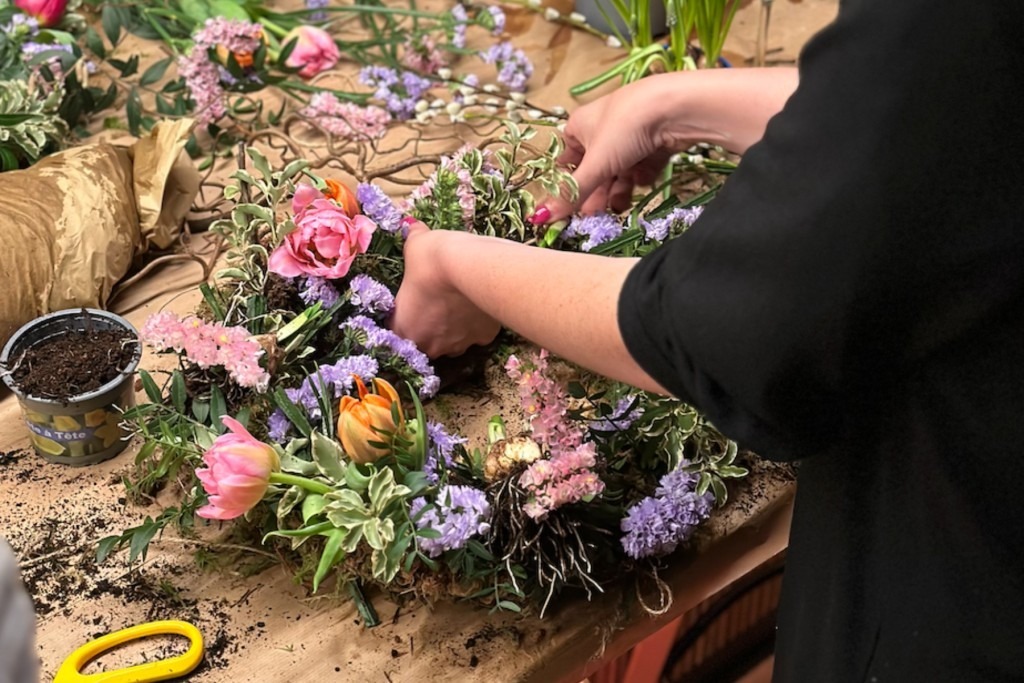 Wreath Making Maypole Project